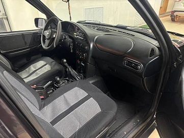 Chevrolet Niva, 2009г, полный привод, механика