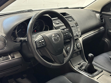 Mazda 6, 2010г, передний привод, механика