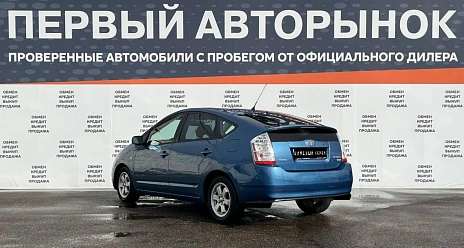 Toyota Prius, 2006г, передний привод, автомат