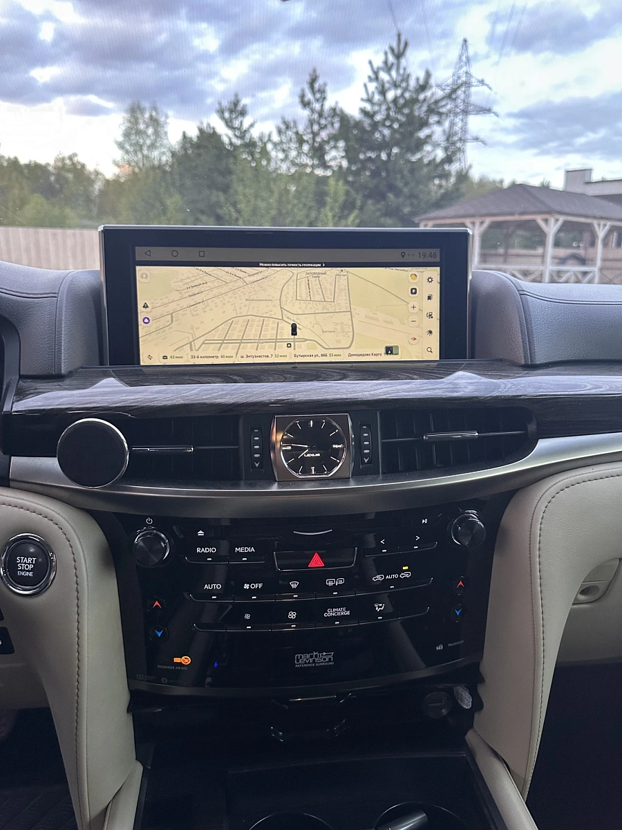 Lexus LX, 2016г., полный привод, автомат