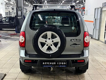 Chevrolet Niva, 2016г, полный привод, механика