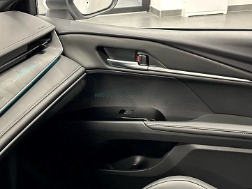 Toyota Camry, 2024г, передний привод, вариатор