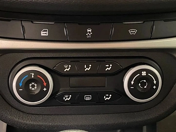 Lada (ВАЗ) Vesta, 2021г, передний привод, автомат