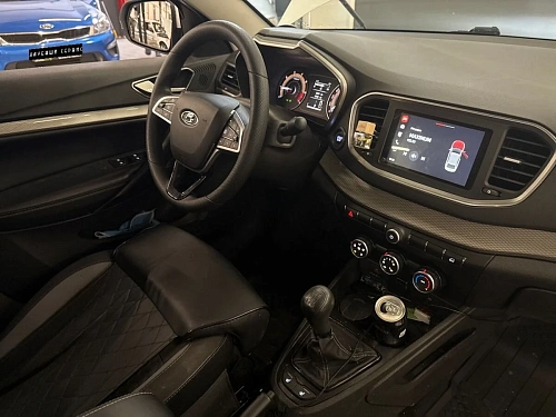 Lada (ВАЗ) Vesta, 2023г, передний привод, механика