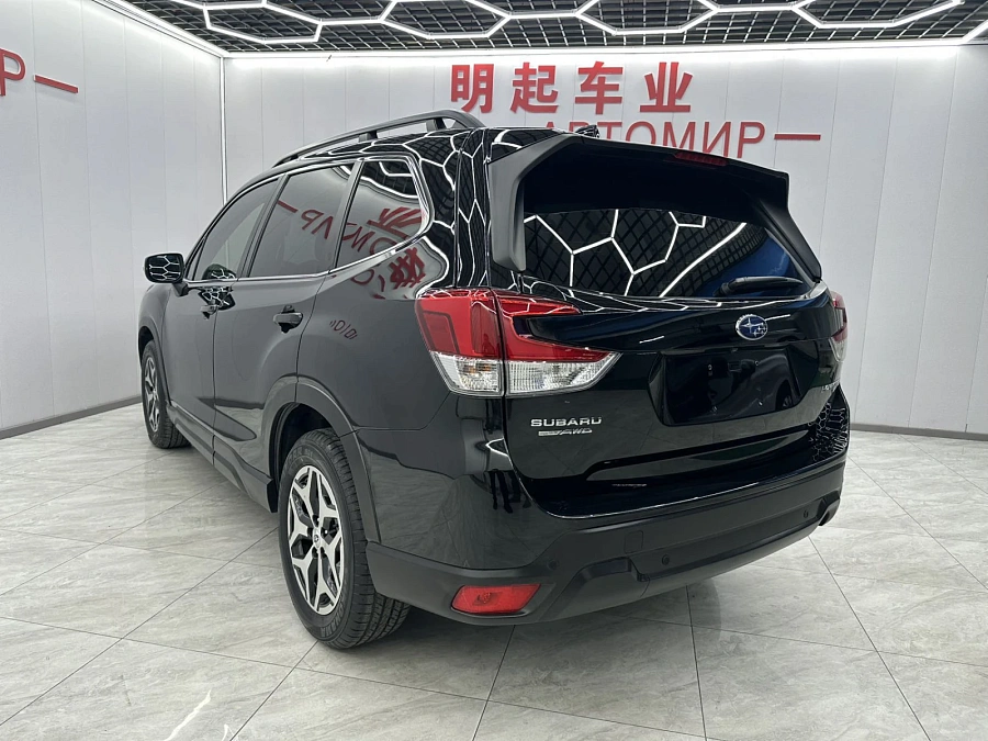 Subaru Forester, 2022г., полный привод, вариатор