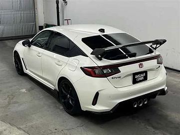 Honda Civic Type R, 2022г, передний привод, механика