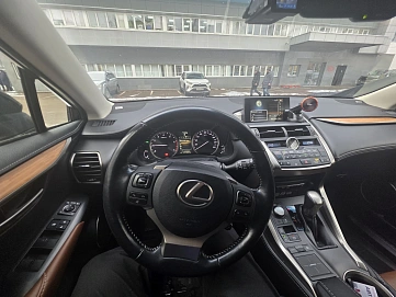 Lexus NX, 2017г, полный привод, автомат