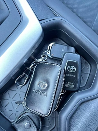 Toyota RAV4, 2021г, полный привод, автомат