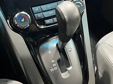 Chevrolet Orlando, 2012г, передний привод, автомат