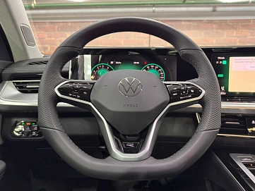 Volkswagen Tavendor, 2025г, полный привод, робот