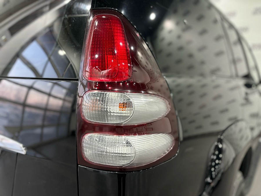 Toyota , 2008г., передний привод, автомат