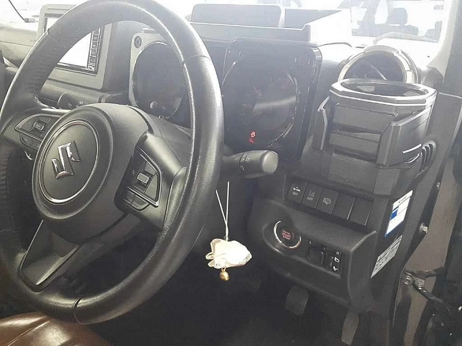 Suzuki Jimny, 2022г., полный привод, механика