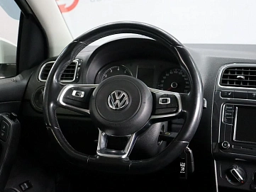 Volkswagen Polo, 2018г, передний привод, механика