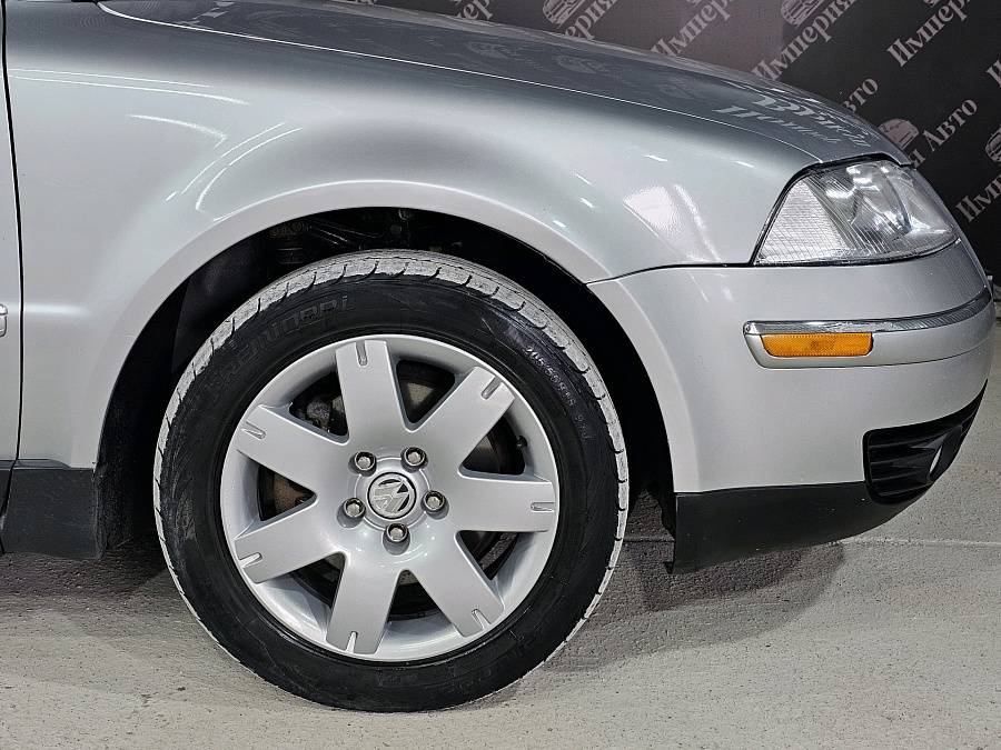Volkswagen Passat, 2005г., передний привод, автомат