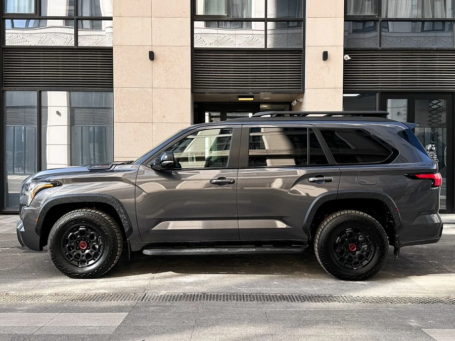 Toyota Sequoia, 2025г., полный привод, автомат