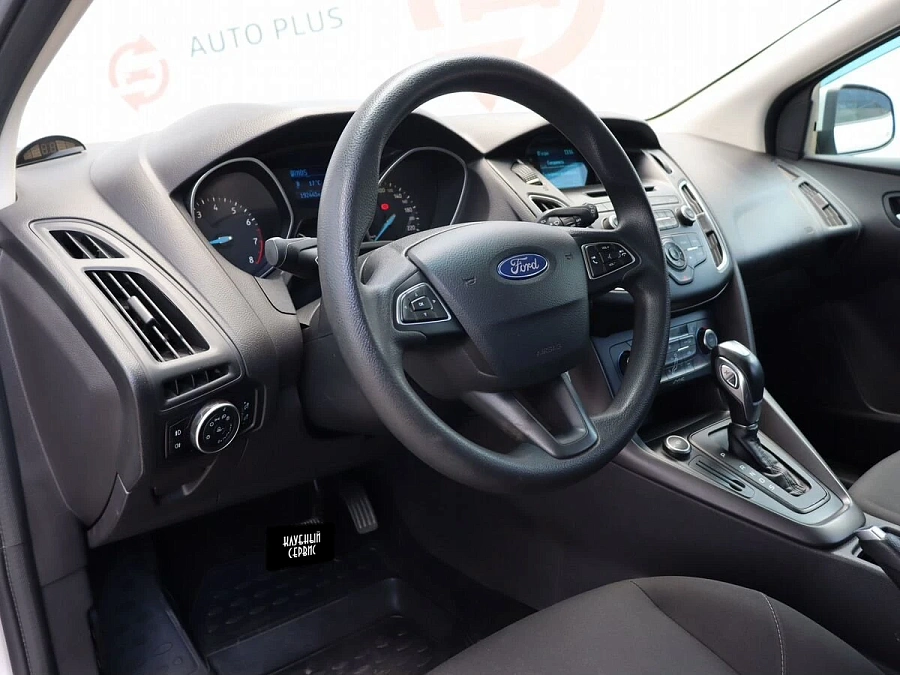 Ford Focus, 2016г., передний привод, робот
