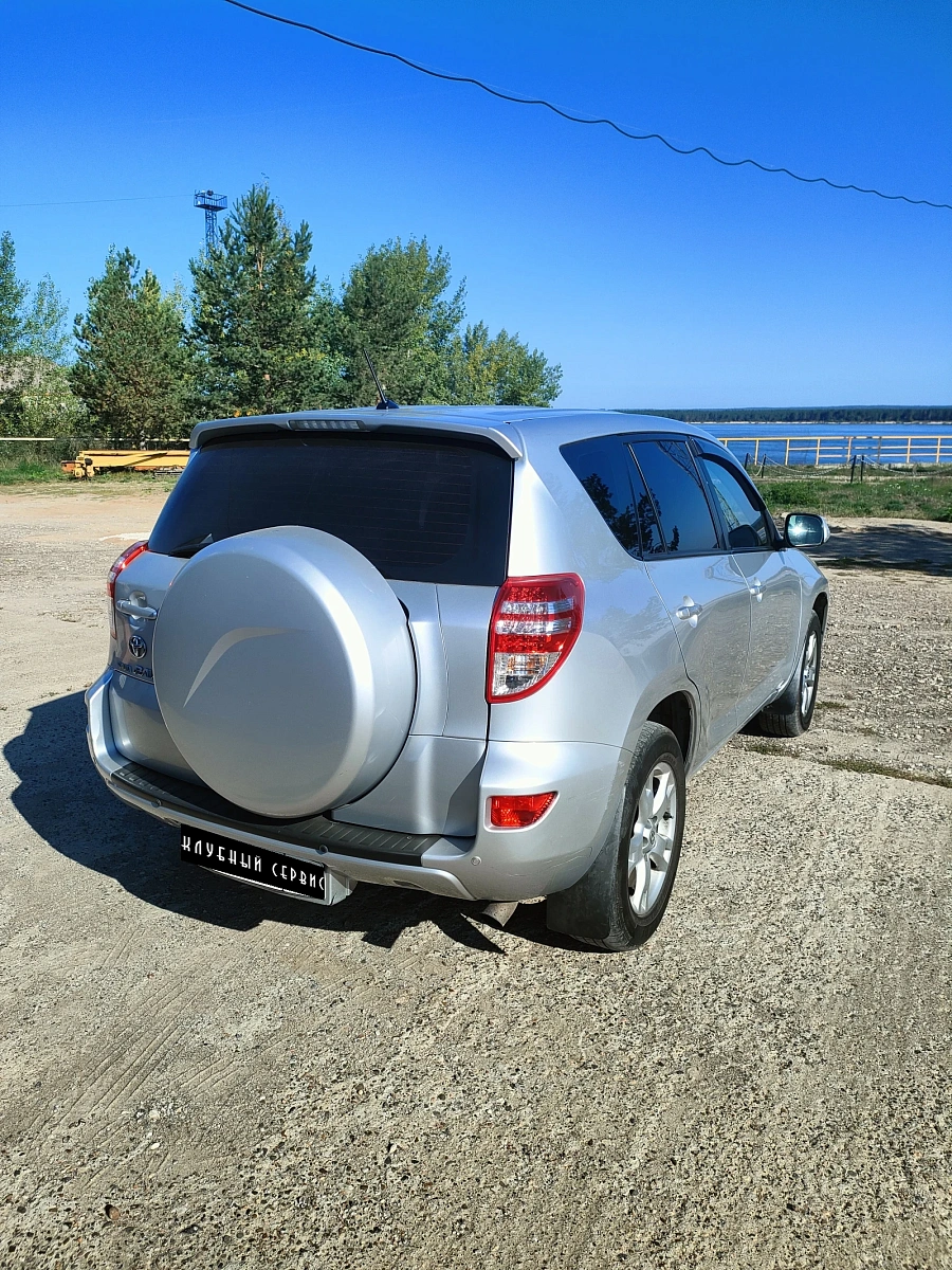 Toyota RAV4, 2009г., полный привод, автомат