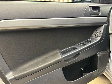 Mitsubishi Lancer, 2011г, передний привод, механика