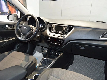 Hyundai Solaris, 2017г, передний привод, механика