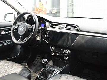 Kia Rio, 2017г, передний привод, механика