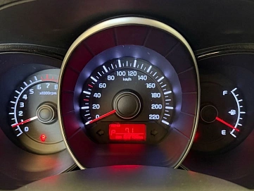 Kia Rio, 2013г., передний привод, автомат