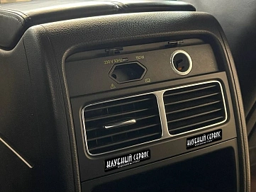 Volkswagen Touareg, 2011г, полный привод, автомат