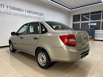 Lada (ВАЗ) Granta, 2013г, передний привод, механика