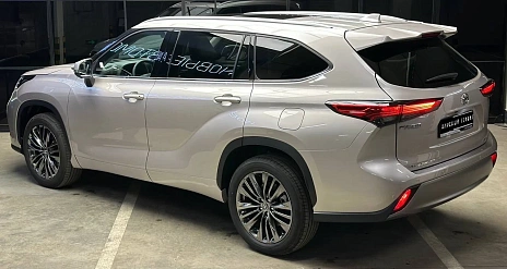 Toyota Highlander, 2025г, полный привод, автомат