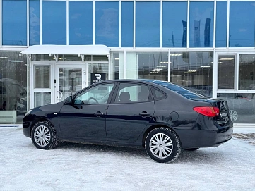 Hyundai Elantra, 2008г, передний привод, механика