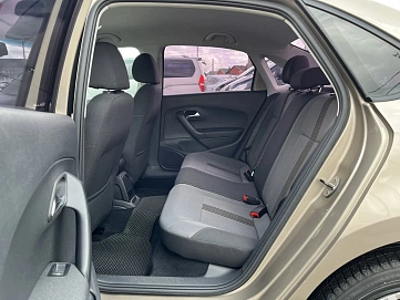 Volkswagen Polo, 2017г, передний привод, автомат