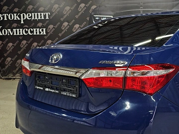 Toyota Corolla, 2014г, передний привод, вариатор