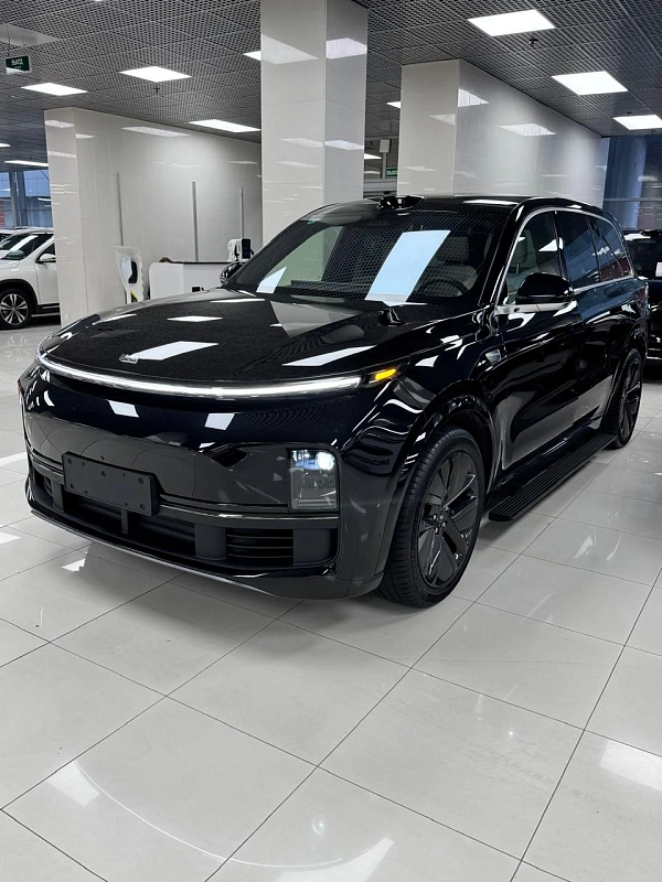 LiXiang L9, 2024г., полный привод, автомат