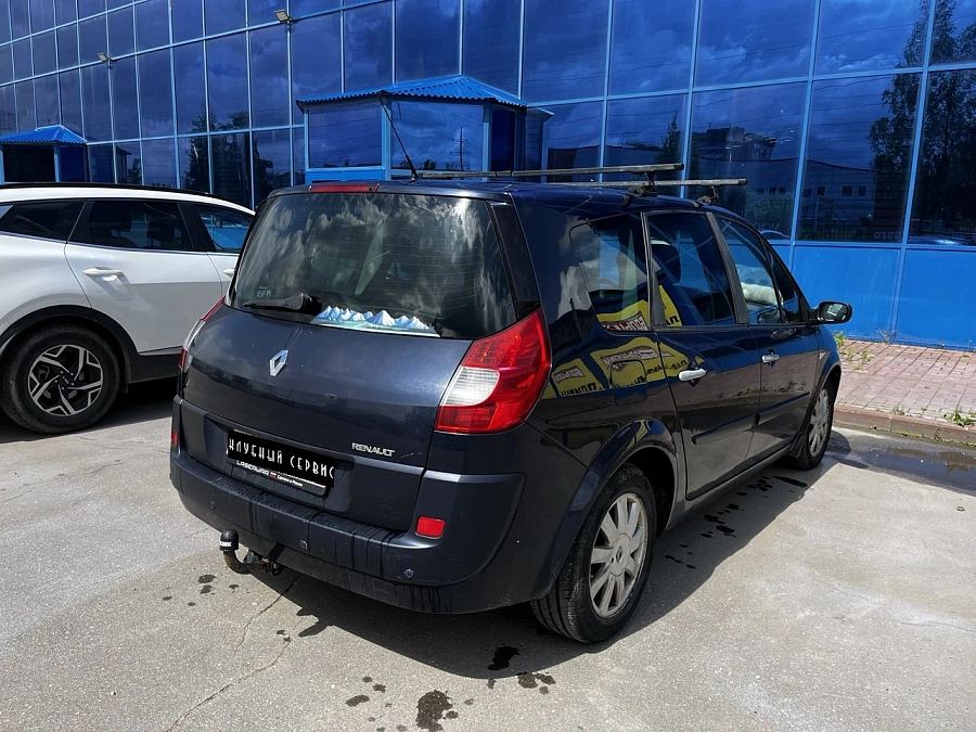 Renault Scenic, 2008г., передний привод, механика