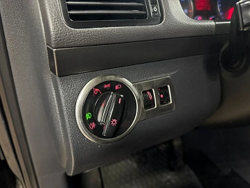 Volkswagen Touran, 2007г, передний привод, механика