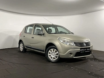 Renault Sandero, 2011г, передний привод, механика