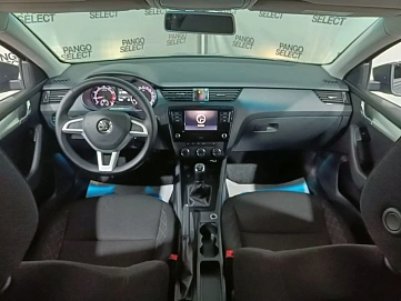 Skoda Octavia, 2018г., передний привод, механика