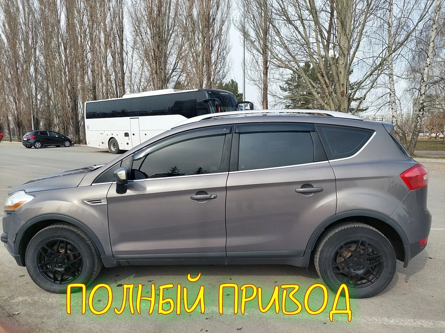 Ford Kuga, 2012г., полный привод, робот