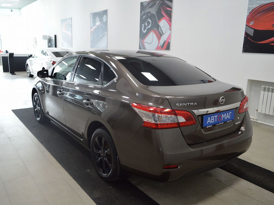Nissan Sentra, 2016г., передний привод, механика