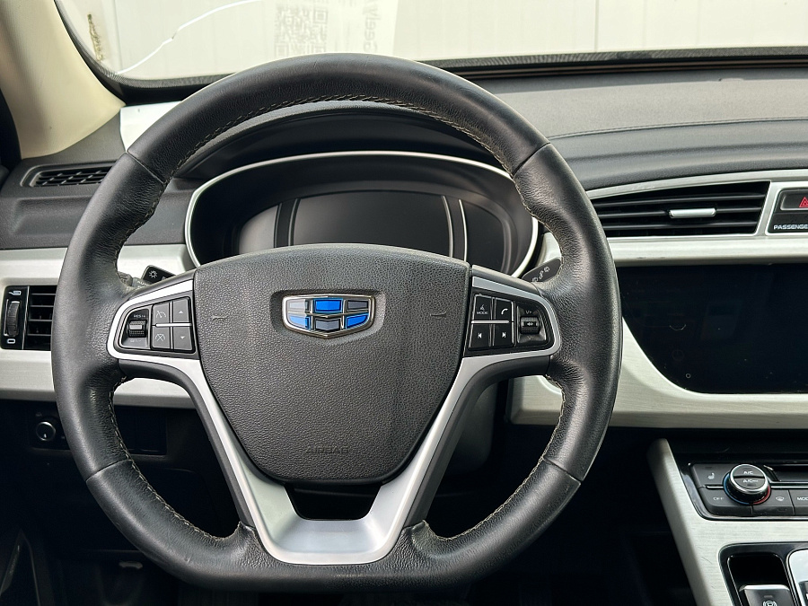 Geely Atlas, 2021г., передний привод, автомат