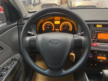 Kia Rio, 2009г, передний привод, автомат