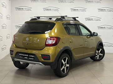 Renault Sandero, 2016г, передний привод, механика