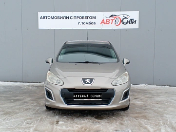 Peugeot 308, 2011г, передний привод, механика