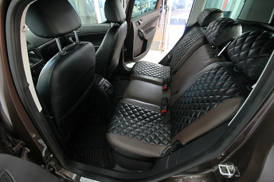 Skoda Yeti, 2015г., передний привод, робот