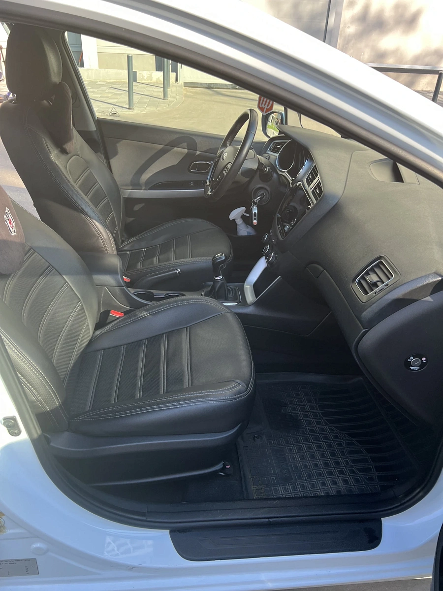 Kia Ceed, 2014г., передний привод, механика