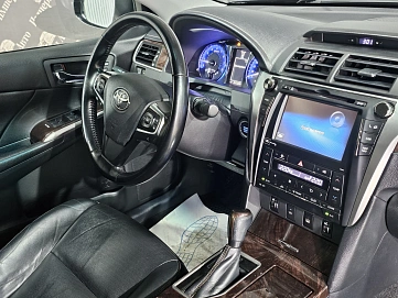 Toyota Camry, 2017г, передний привод, автомат