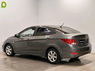 Hyundai Solaris, 2012г, передний привод, автомат