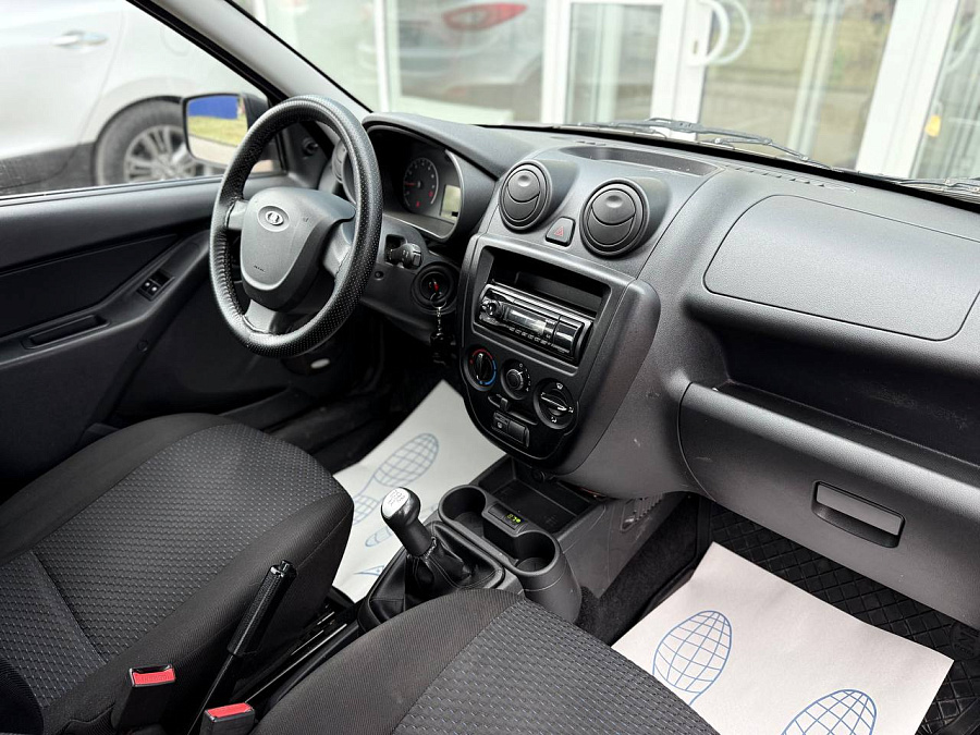 Lada (ВАЗ) Granta, 2012г., передний привод, механика