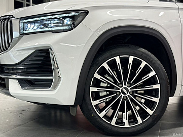 Geely Monjaro, 2024г, передний привод, автомат