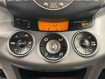 Toyota RAV4, 2007г, полный привод, автомат