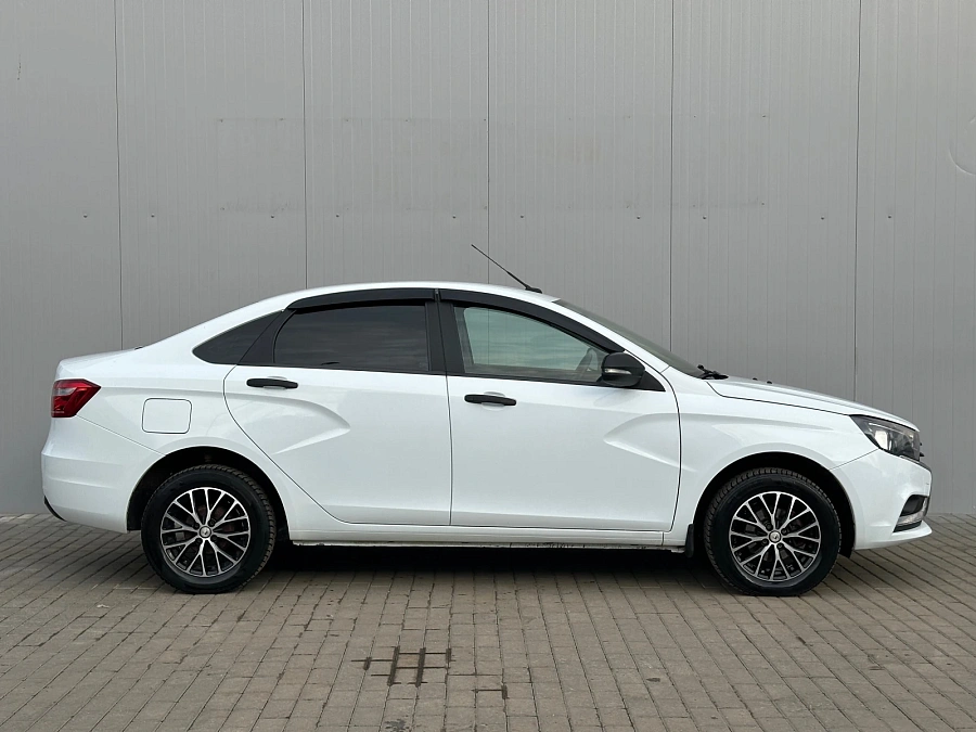 Lada (ВАЗ) Vesta, 2021г., передний привод, механика